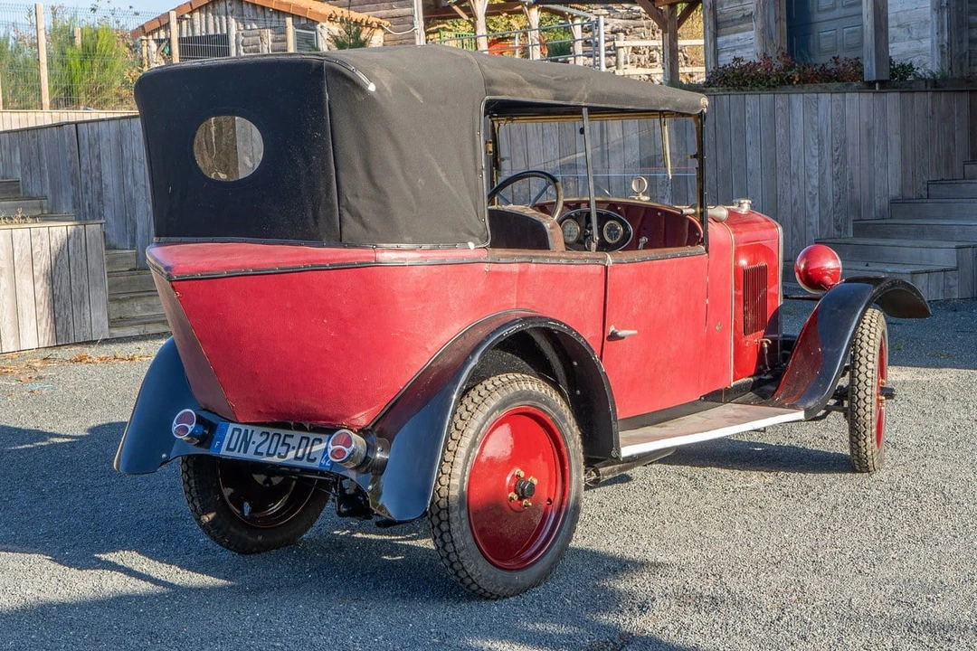 1928 Peugeot - Image 10 of 30