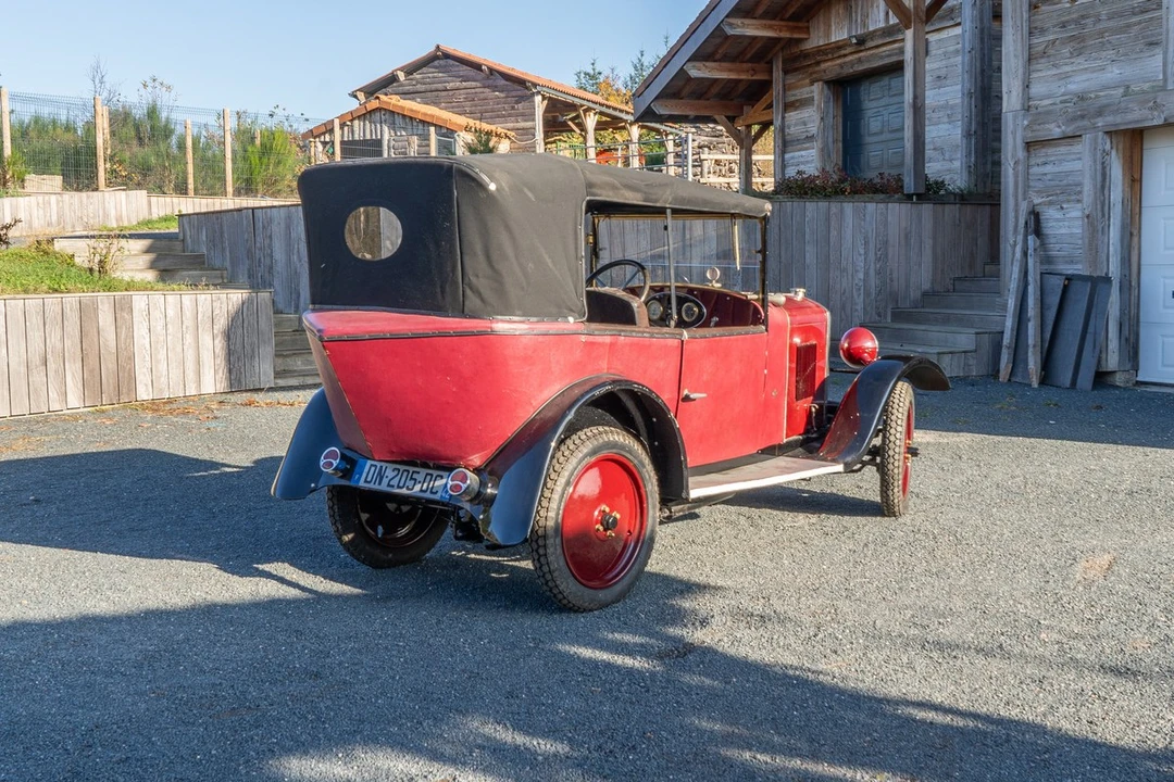 1928 Peugeot - Image 11 of 30
