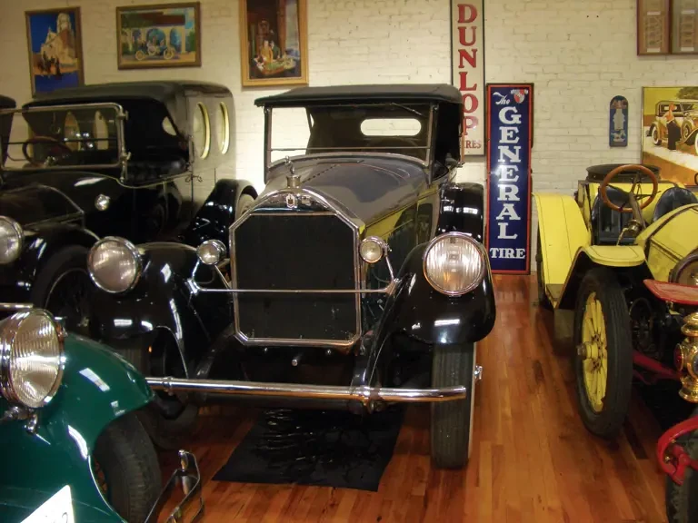 1928 Pierce-Arrow - Image 2 of 2
