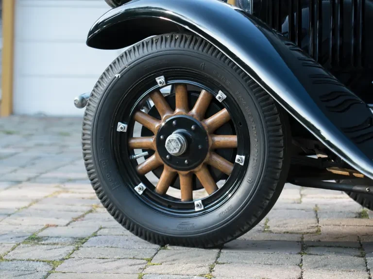 1928 Pierce-Arrow - Image 9 of 18