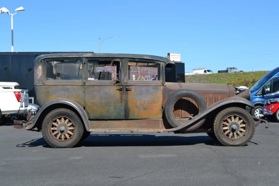 1928 Pierce-Arrow - Image 2 of 11