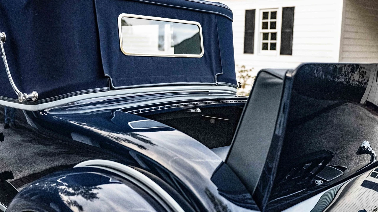1928 Stutz Vertical Eight - Image 11 of 31