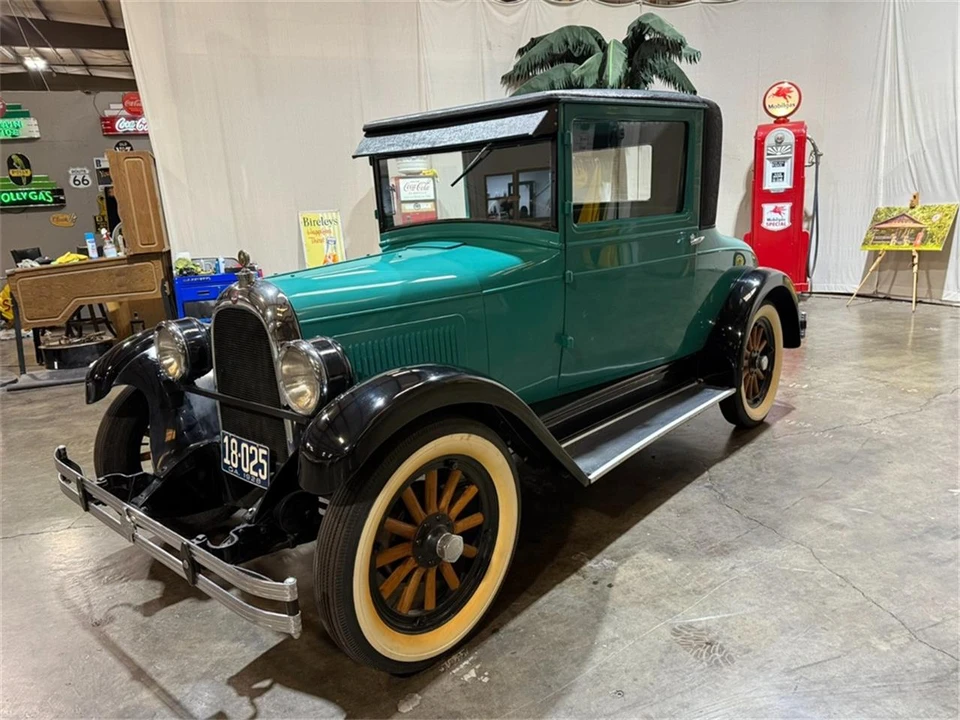 1928 Willys - Image 2 of 31