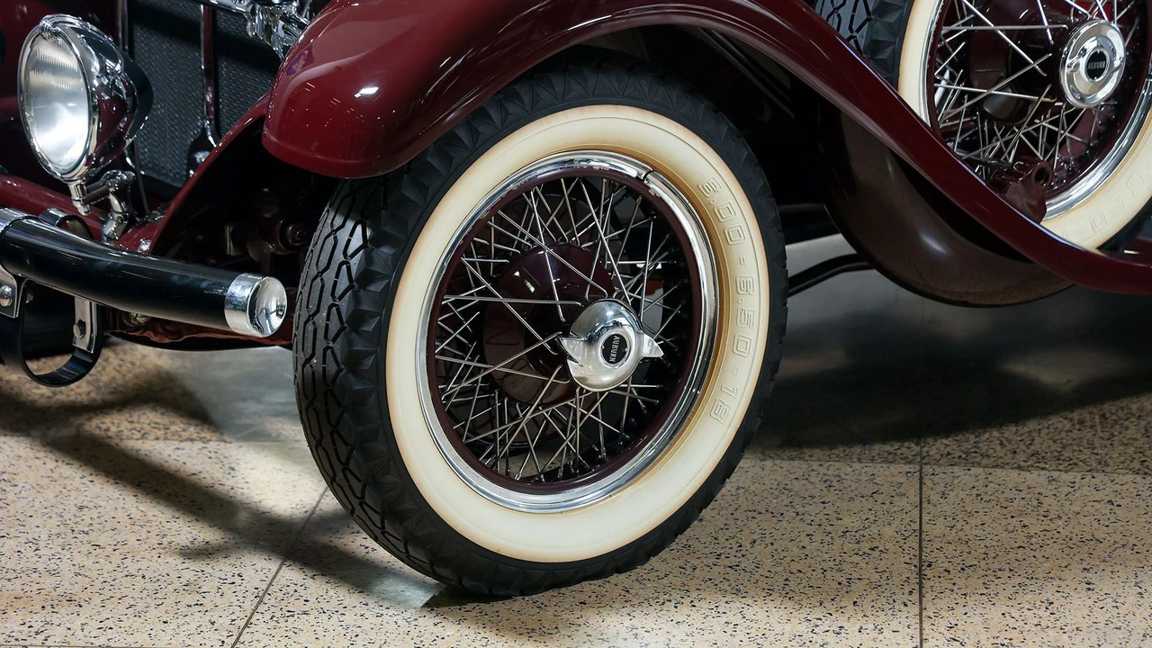 1929 Auburn Speedster - Image 30 of 31