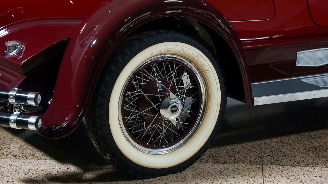 1929 Auburn Speedster - Image 10 of 31