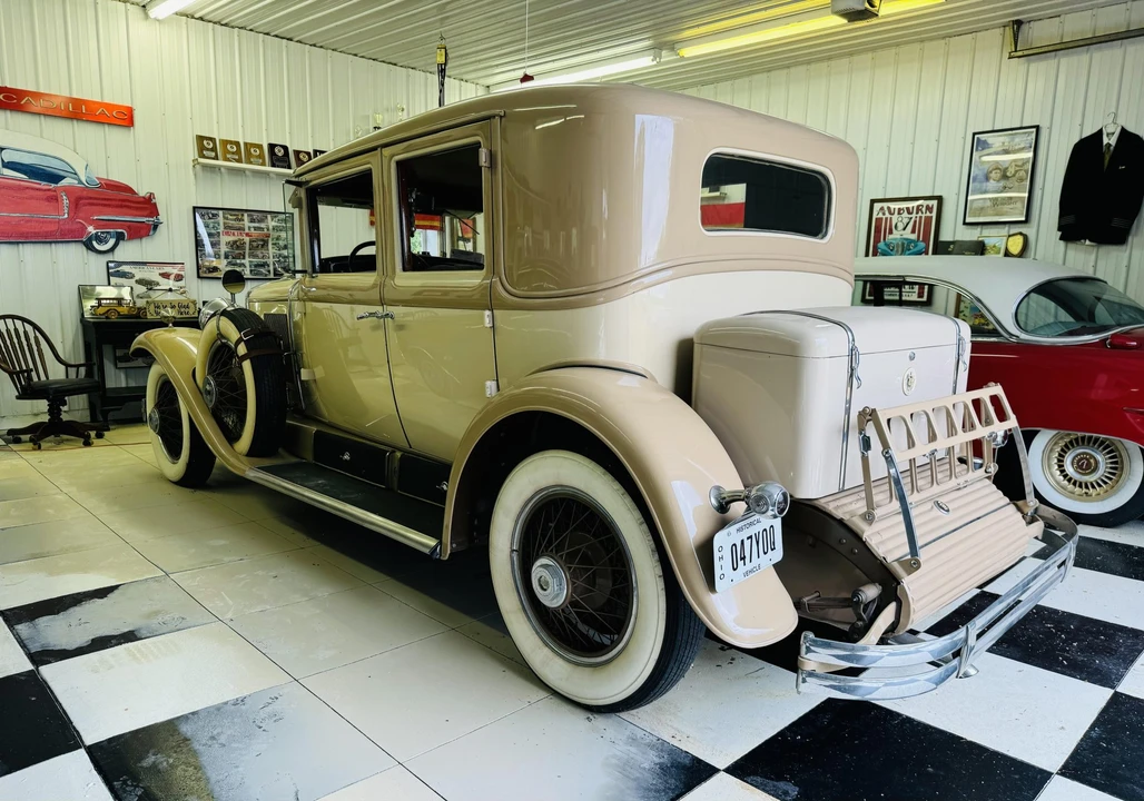 1929 Cadillac - Image 7 of 31