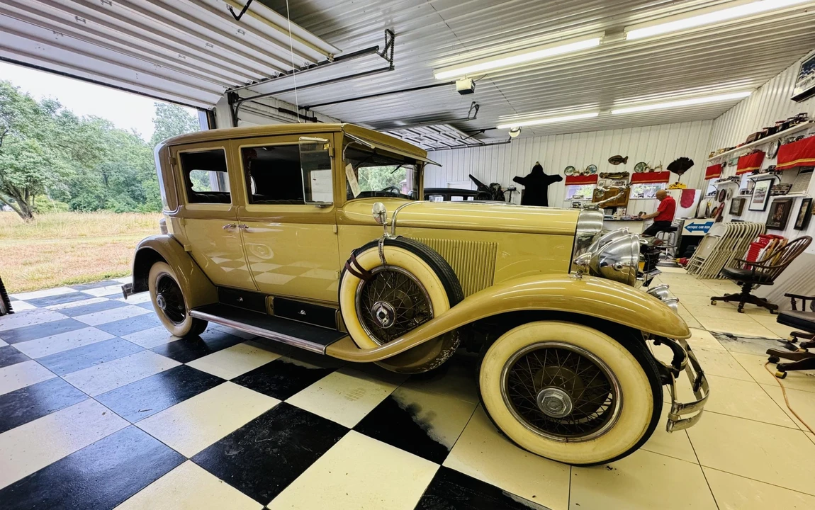 1929 Cadillac - Image 13 of 31