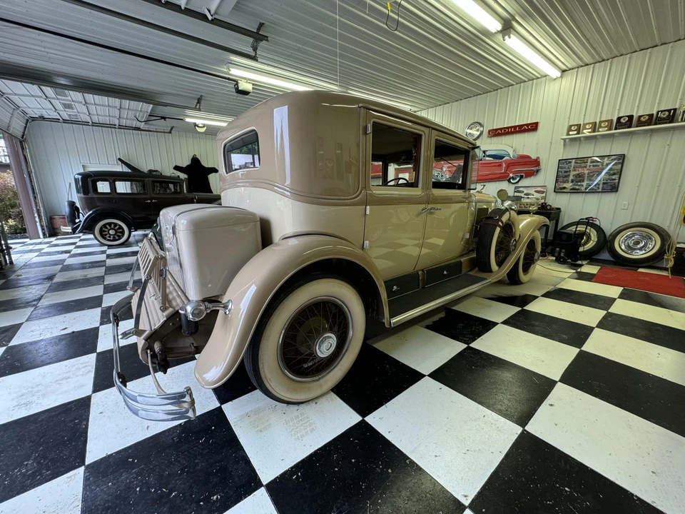 1929 Cadillac - Image 11 of 31