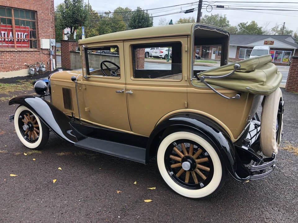 1929 Chevrolet National & International & Universal - Image 9 of 31