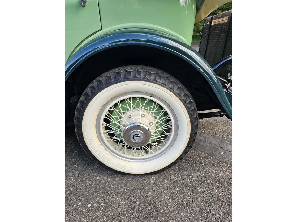 1929 Chrysler - Image 30 of 31