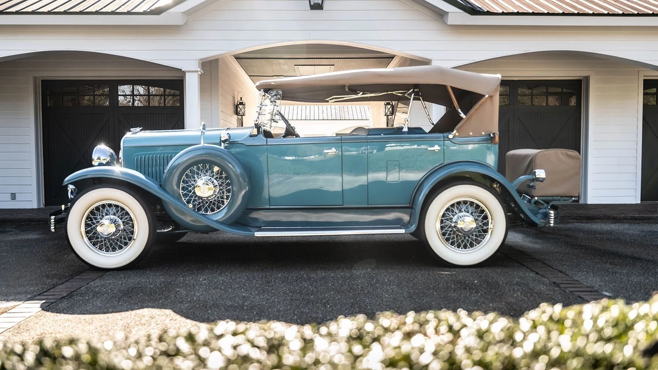 1929 Chrysler - Image 2 of 31