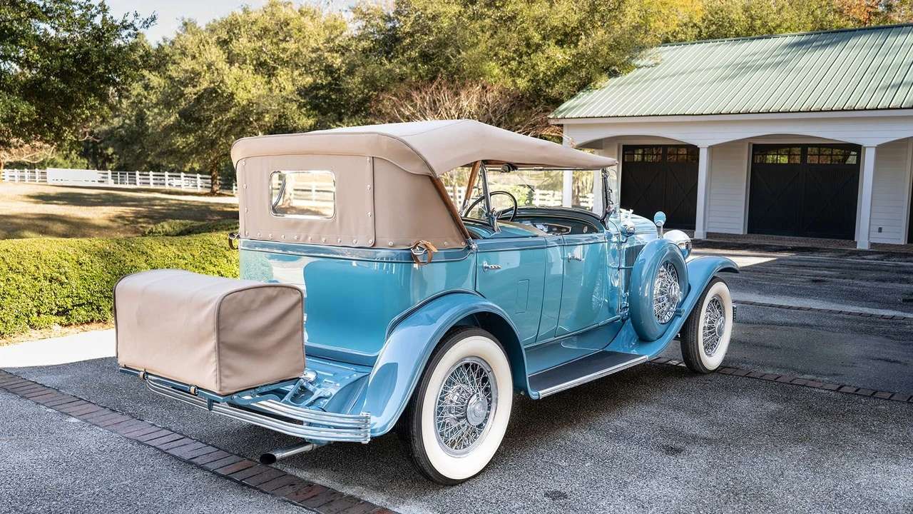1929 Chrysler - Image 10 of 31