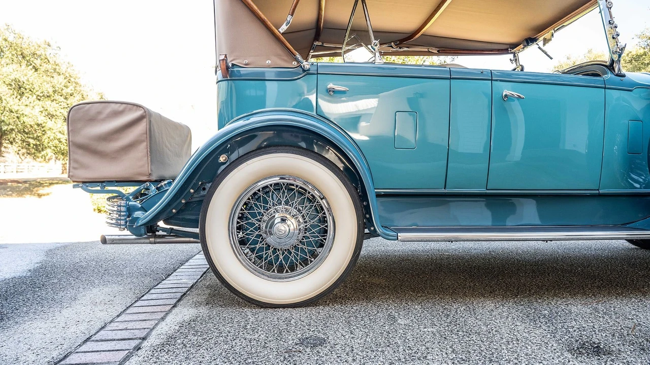 1929 Chrysler - Image 27 of 31