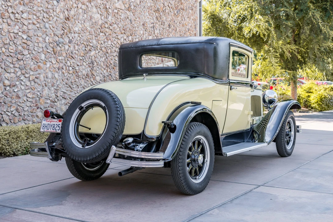 1929 Chrysler - Image 9 of 31