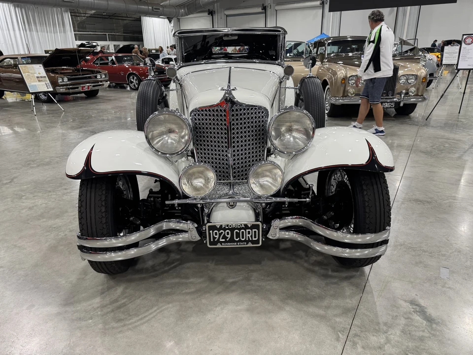 1929 Cord - Image 15 of 31