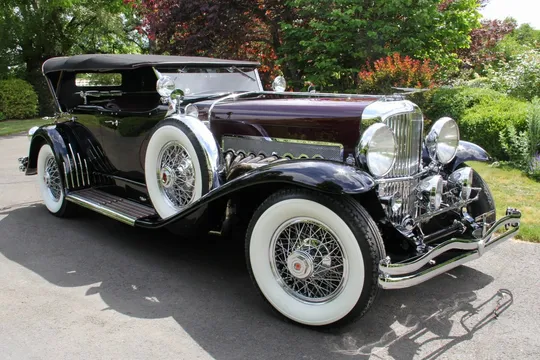 1929 Duesenberg Model SJ Sweep-Panel Dual-Cowl Phaeton by LeBaron