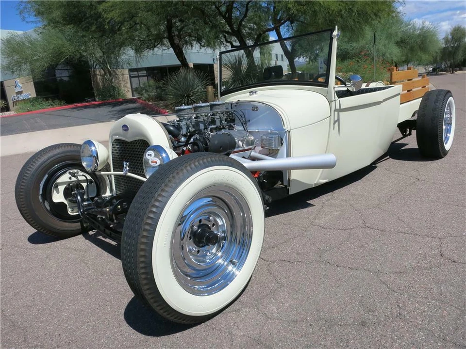 1929 Ford Model A Pickup & Model AA - Image 2 of 5