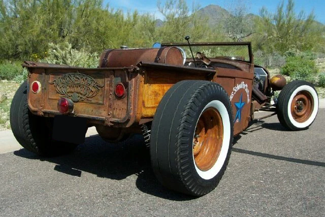 1929 Ford Model A Pickup & Model AA - Image 4 of 4