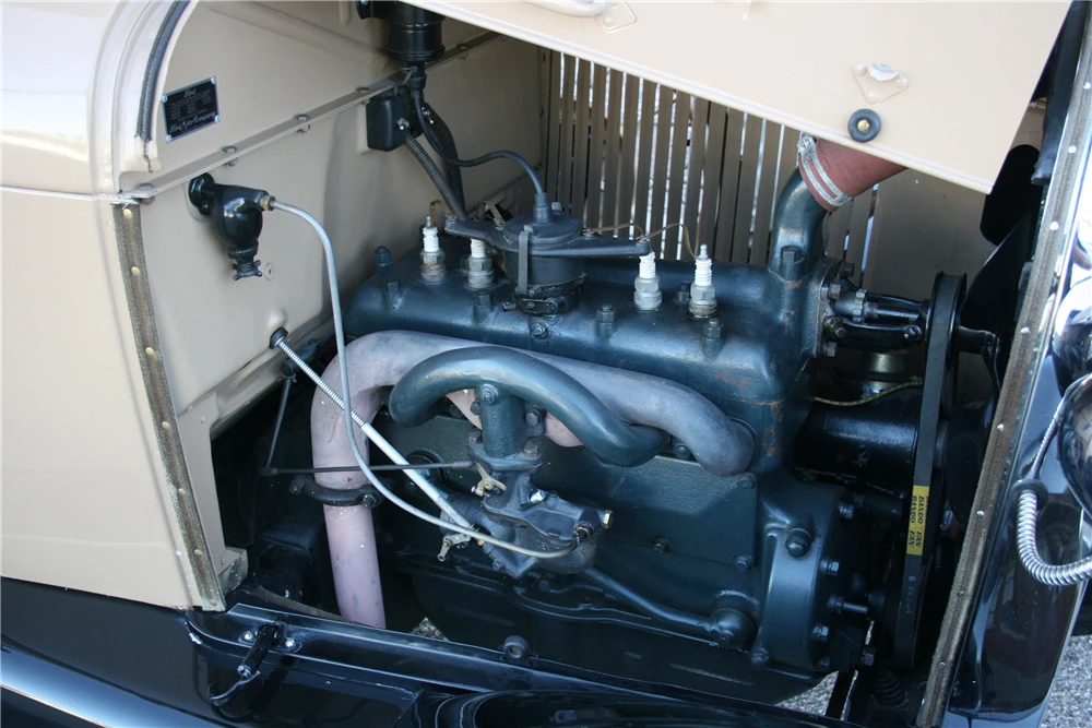 1929 Ford Model A Pickup & Model AA - Image 3 of 7