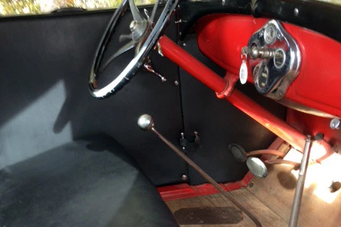 1929 Ford Model A Pickup & Model AA - Image 4 of 5