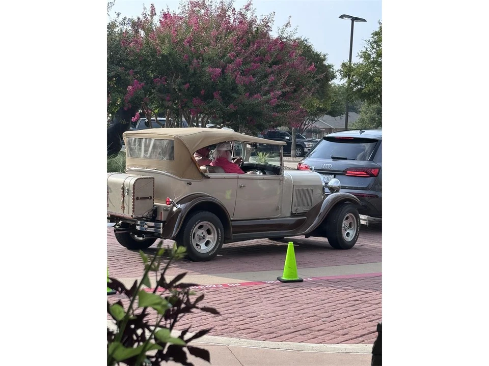 1929 Ford Model A - Image 2 of 16