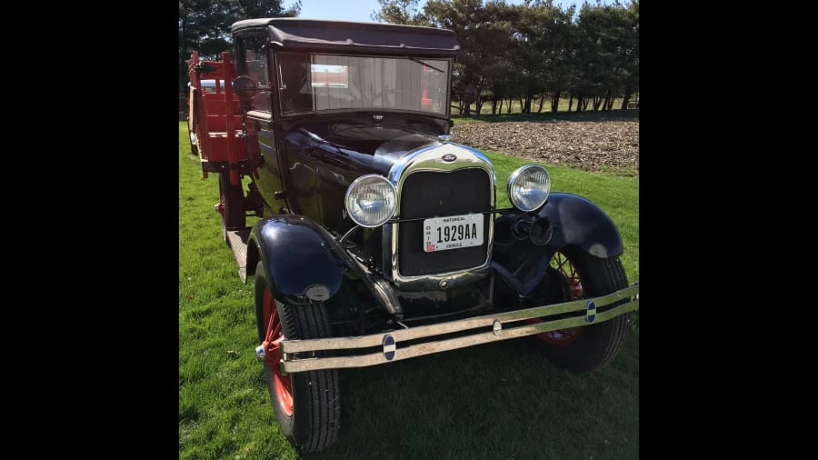 1929 Ford Model A Pickup & Model AA - Image 9 of 14