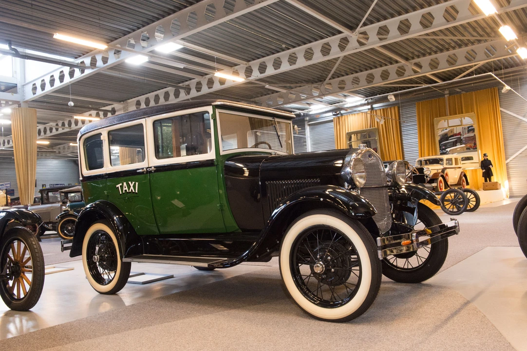 1929 Ford Model A - Image 2 of 9