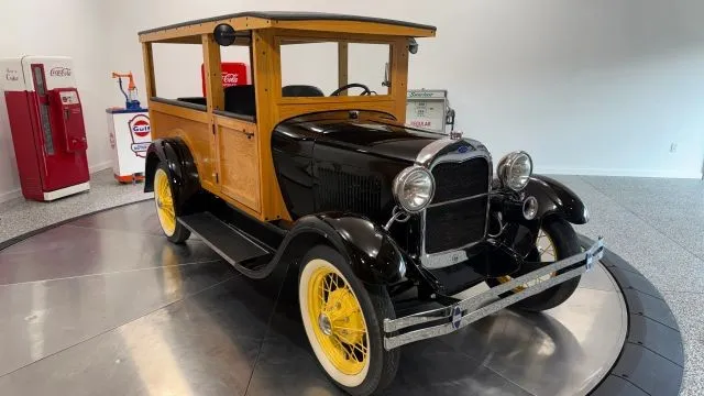 1929 Ford Model A Custom Depot Hack