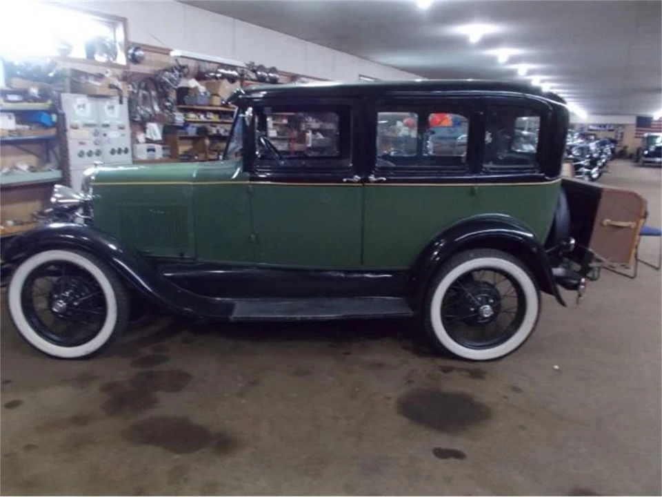 1929 Ford Model A - Image 12 of 13