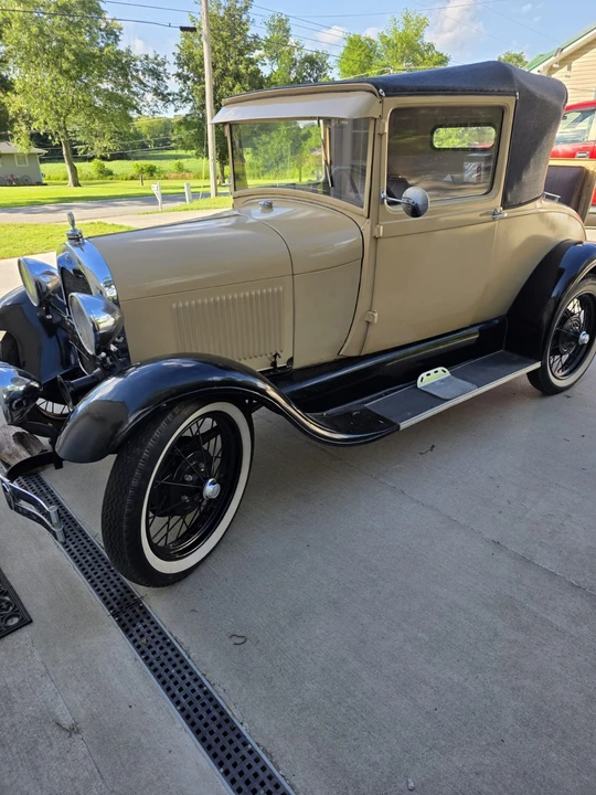 1929 Ford Model A - Image 2 of 14