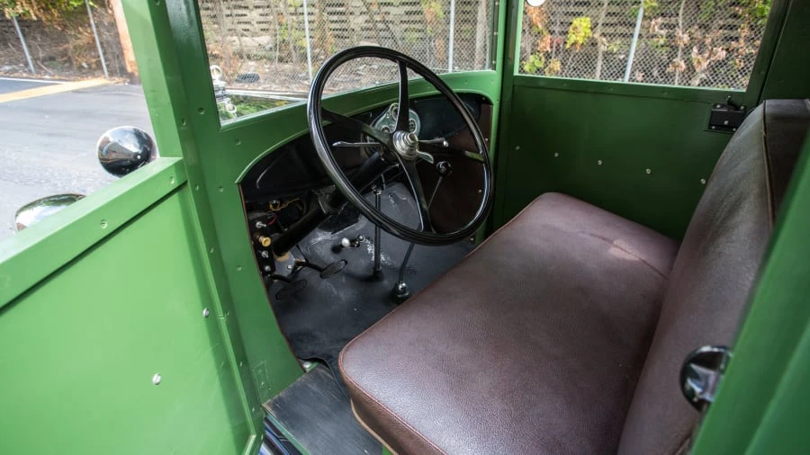 1929 Ford Model A Pickup & Model AA - Image 4 of 12