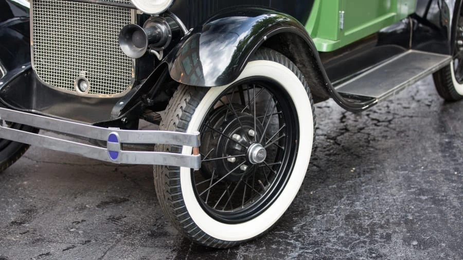 1929 Ford Model A Pickup & Model AA - Image 11 of 12