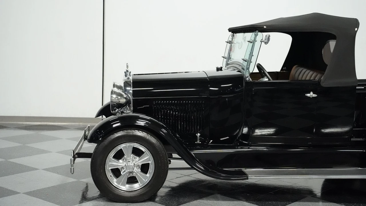 1929 Ford Model A Pickup & Model AA - Image 21 of 31