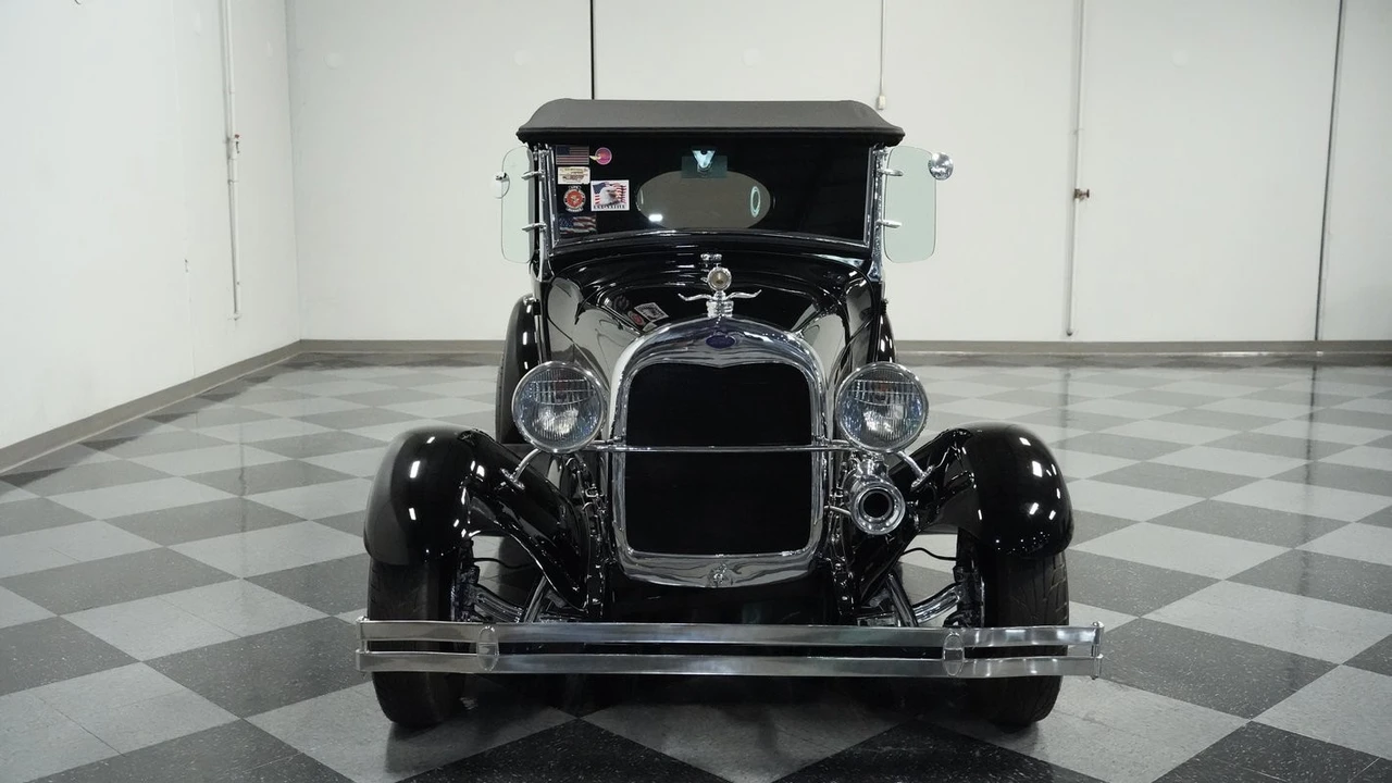 1929 Ford Model A Pickup & Model AA - Image 15 of 31