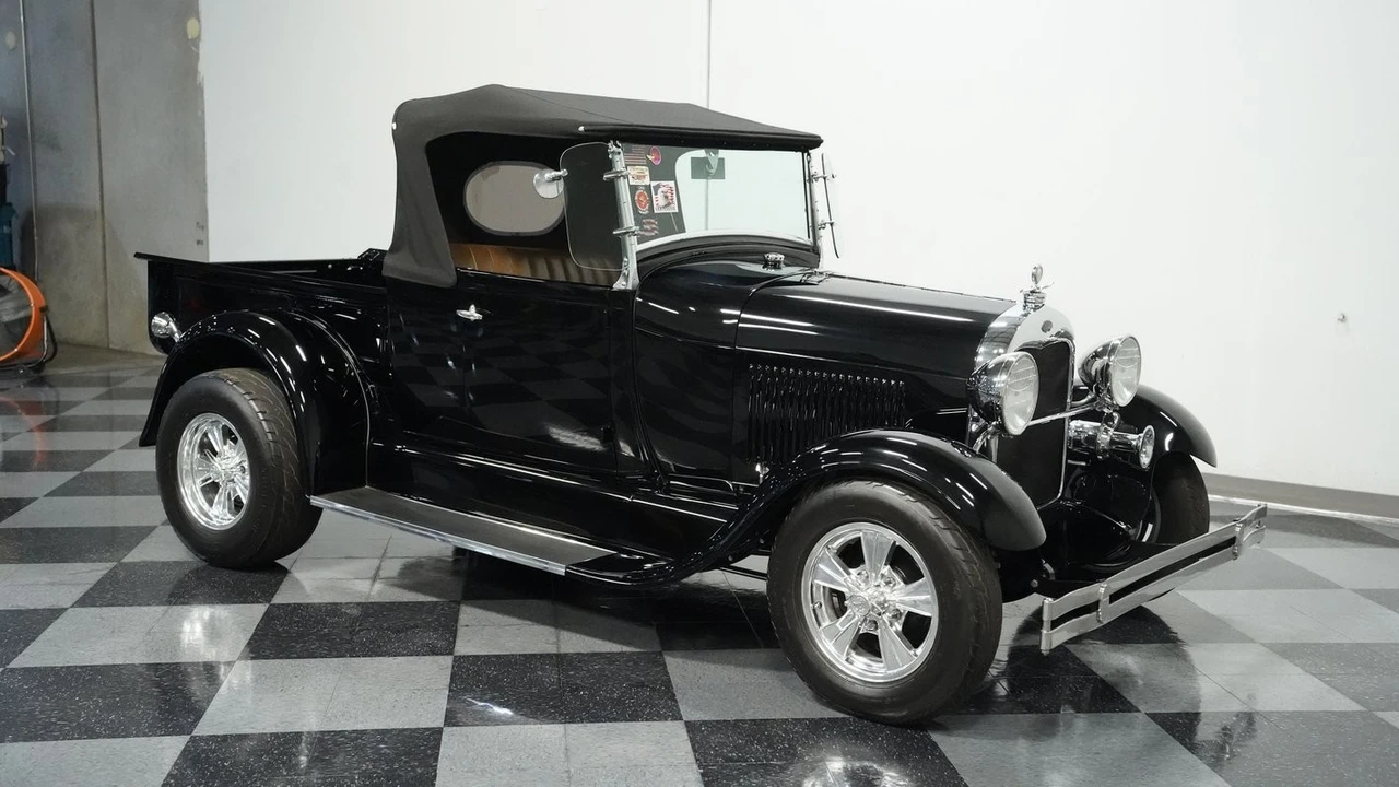 1929 Ford Model A Pickup & Model AA - Image 13 of 31