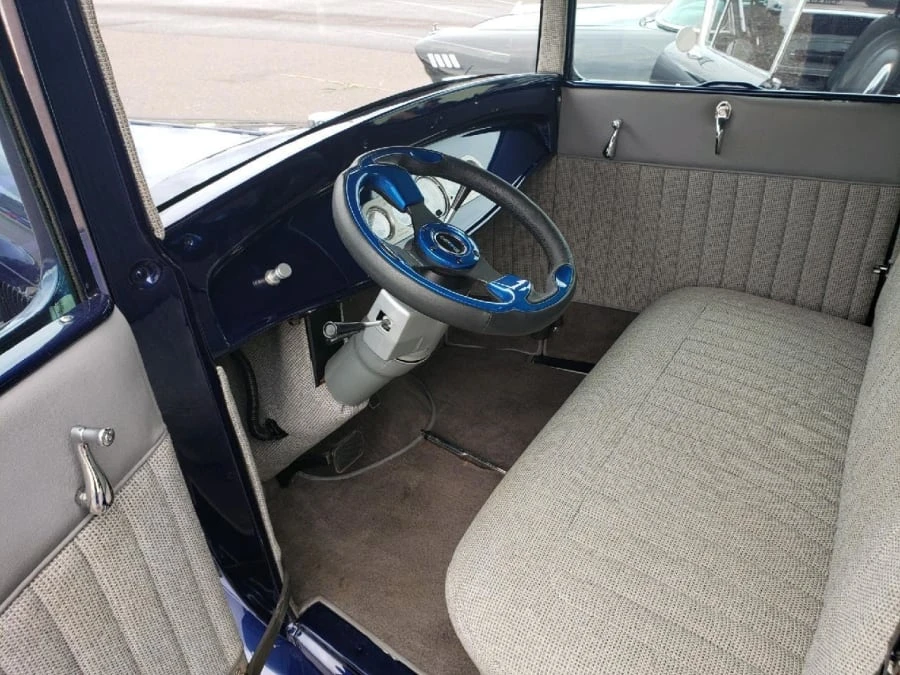 1929 Ford Model A Pickup & Model AA - Image 3 of 18