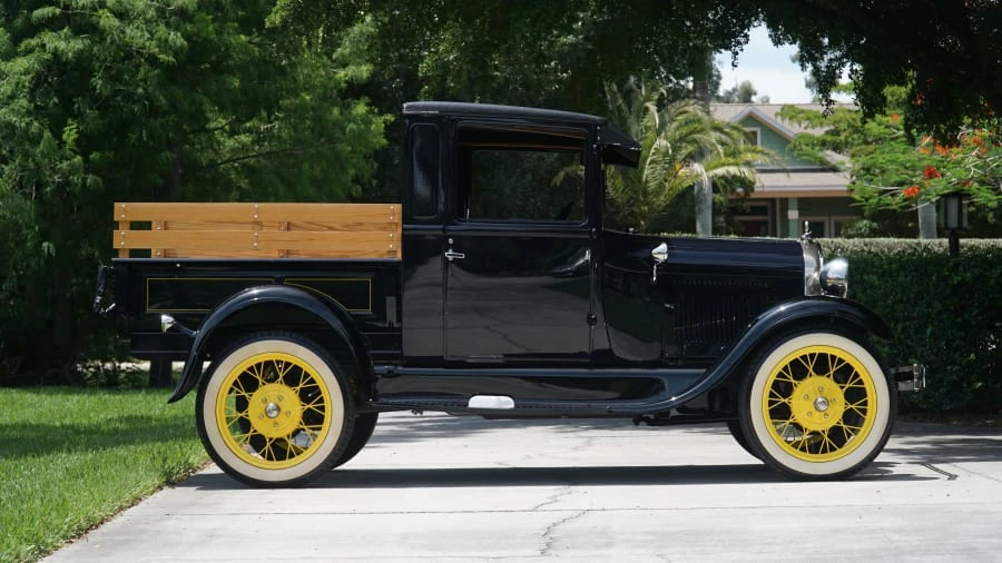 1929 Ford Model A Pickup & Model AA - Image 2 of 22