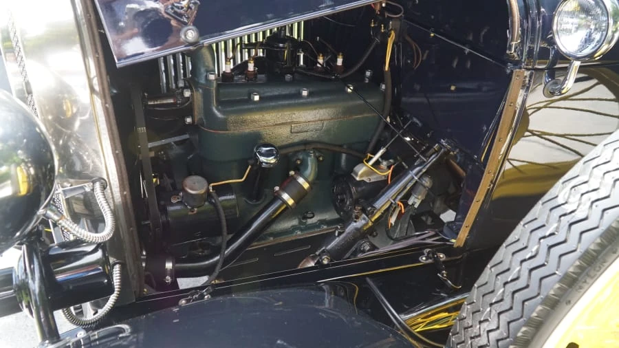 1929 Ford Model A Pickup & Model AA - Image 5 of 22