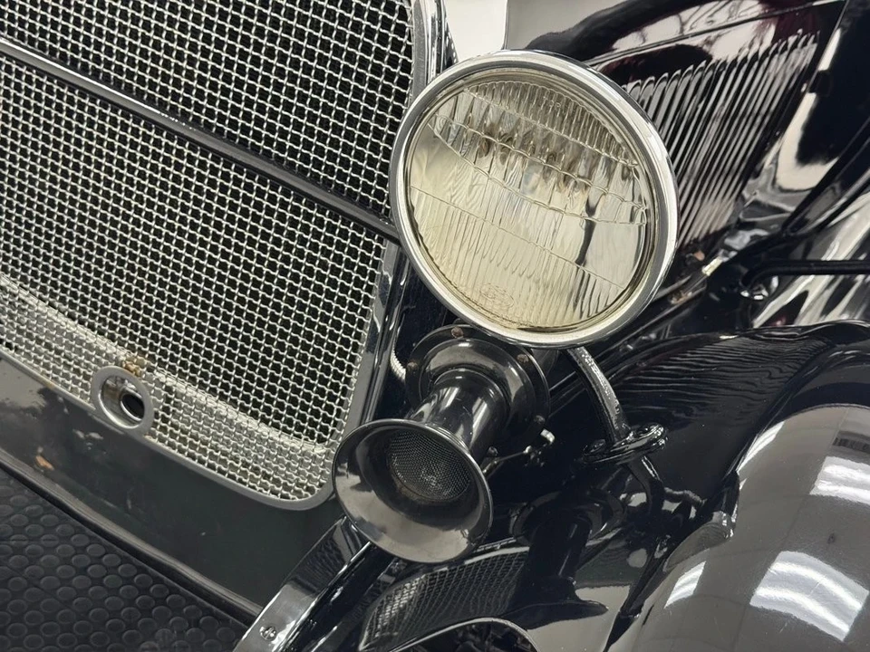 1929 Ford Model A Pickup & Model AA - Image 10 of 12