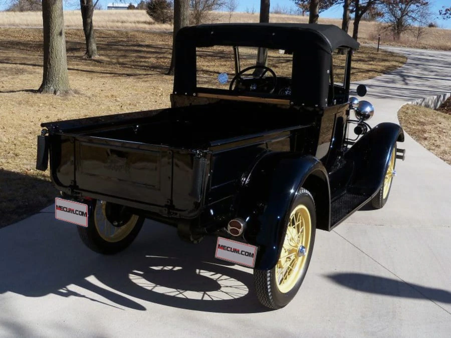 1929 Ford Model A Pickup & Model AA - Image 2 of 8