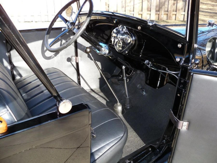1929 Ford Model A Pickup & Model AA - Image 4 of 8