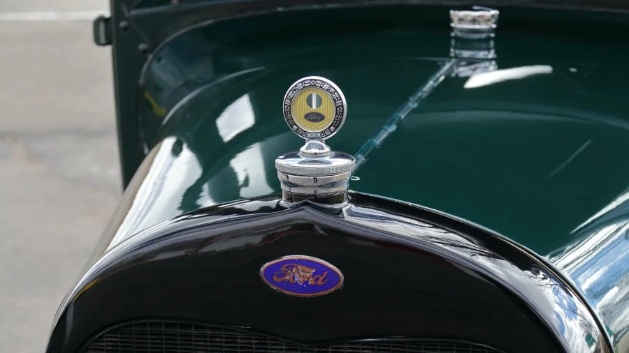 1929 Ford Model A Pickup & Model AA - Image 17 of 19