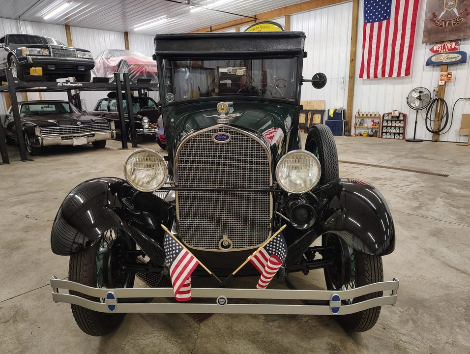 1929 Ford Model A Pickup & Model AA - Image 22 of 31