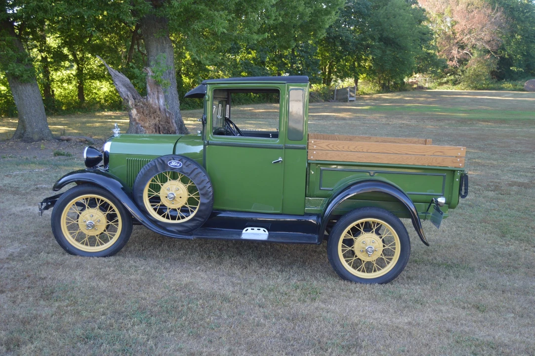 1929 Ford Model A Pickup & Model AA - Image 3 of 31