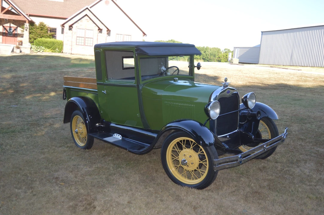 1929 Ford Model A Pickup & Model AA - Image 6 of 31