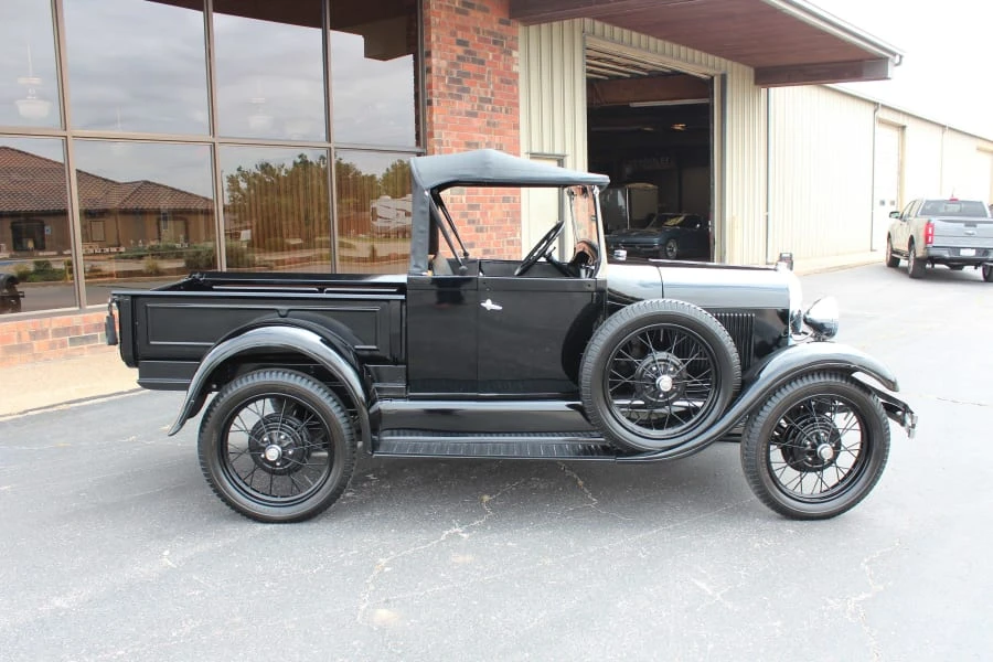 1929 Ford Model A Pickup & Model AA - Image 2 of 10