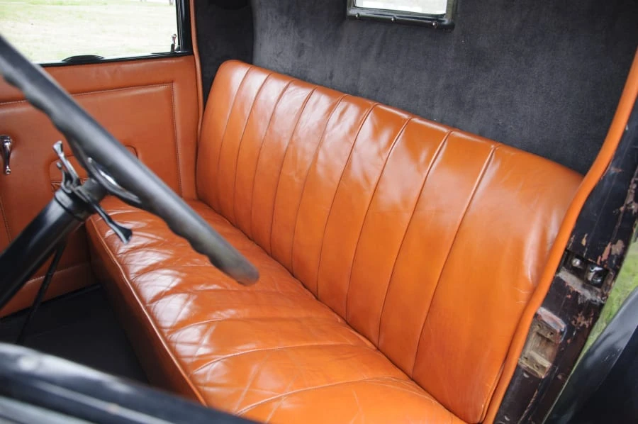 1929 Ford Model A Pickup & Model AA - Image 3 of 6