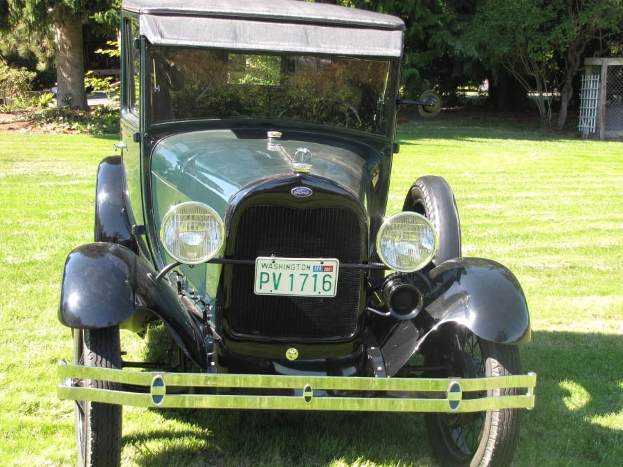 1929 Ford Model A Pickup & Model AA - Image 6 of 12
