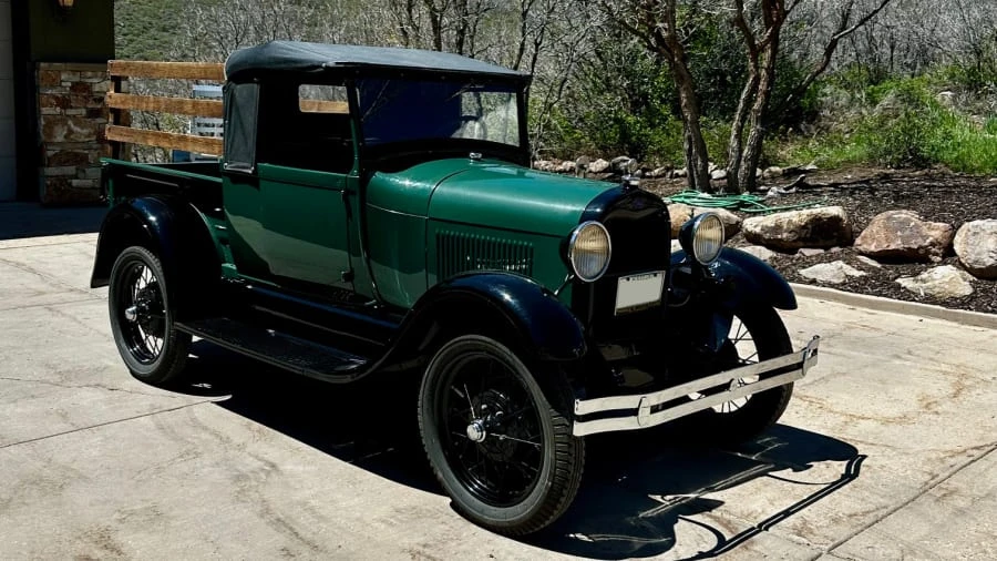 1929 Ford Model A Pickup & Model AA - Image 2 of 8