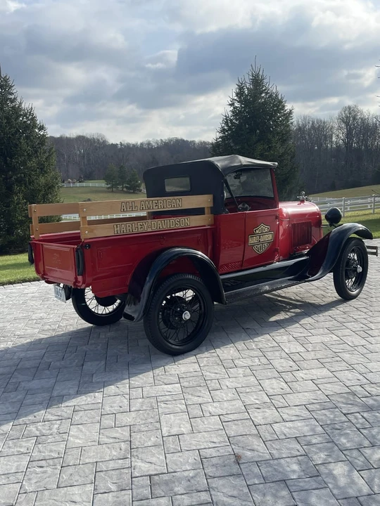 1929 Ford Model A Pickup & Model AA - Image 3 of 8